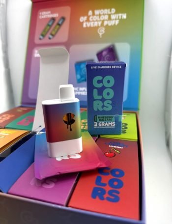Colors 3G Disposable Live Diamonds