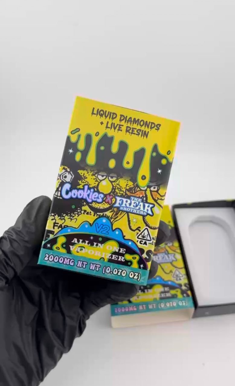 Cookies-X-The-Freak-Brothers-V2-2G-Disposable-Liquid-Diamonds 1